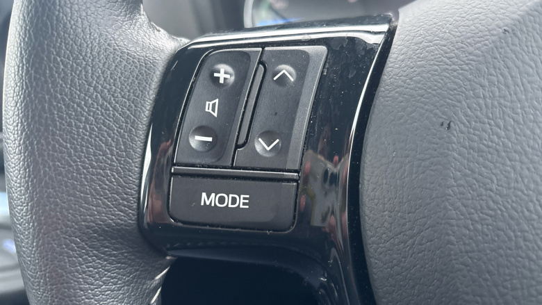 Toyota Yaris 1.5 Hybrid Icon Tech 5dr CVT Hybrid Hatchback